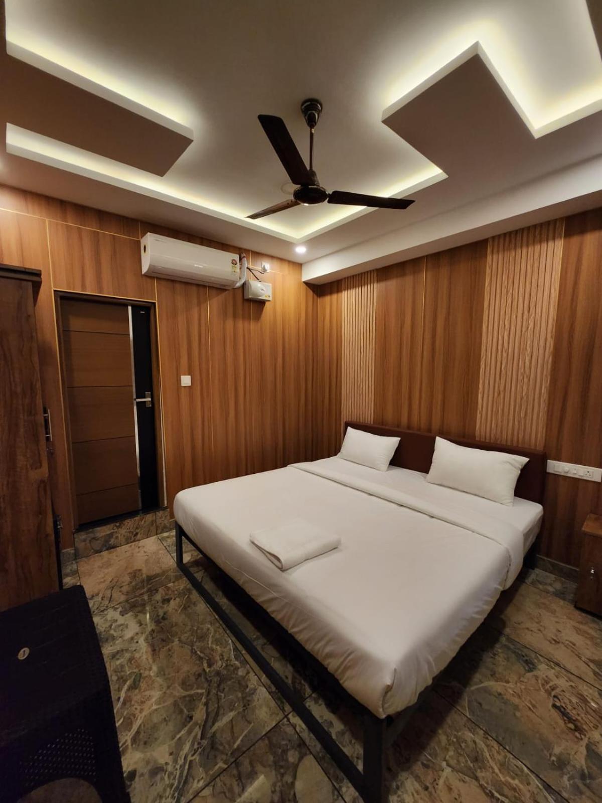 فندق Royal View Residency Attingal المظهر الخارجي الصورة